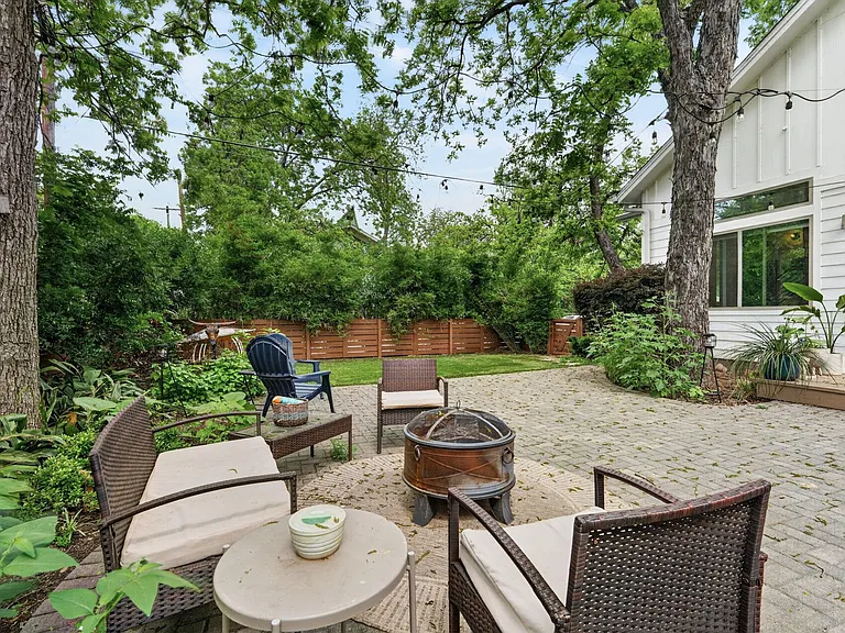 2601 Willow St #B — Photo 27