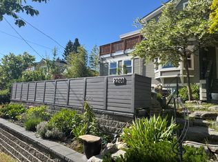 2208 N 59th St, Seattle, WA 98103