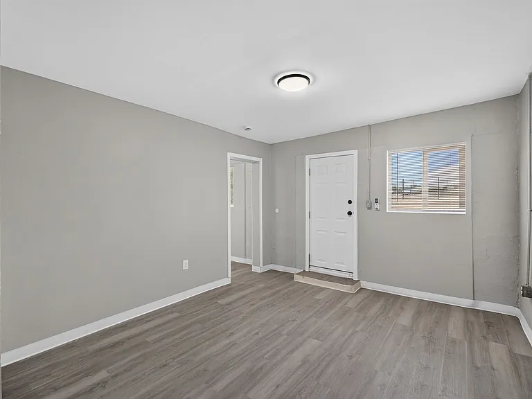 Welcome to Route 66 Apartments in Albuquerque, NM — Photo 4