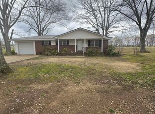 505 4th St NE, Red Bay, AL 35582