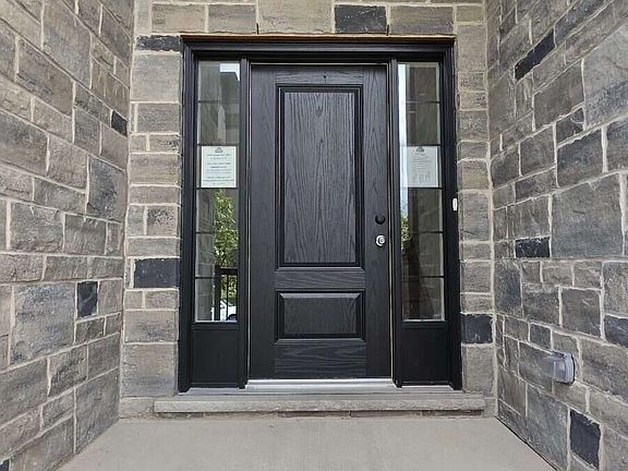 3rd image of 10 Kay Cres