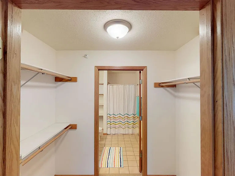 Seminole Woods Apartments — Photo 10