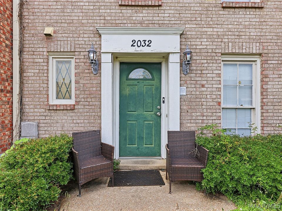 2nd image of 2031 Rexford Rd