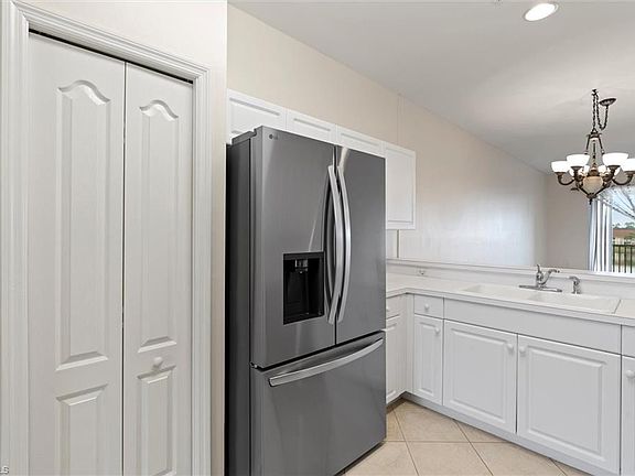 3rd image of 2740 Cypress Trace CIR #2736
