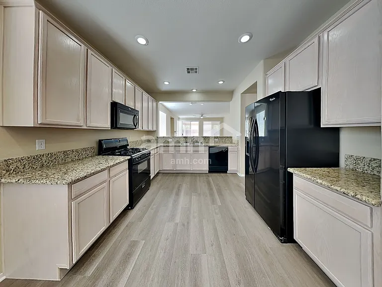 2803 Water Sport Ave — Photo 3