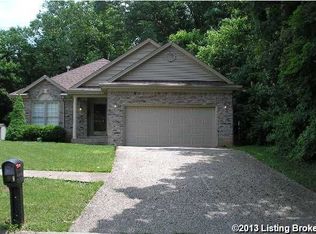 10215 Park Lake Dr, Louisville, KY 40229