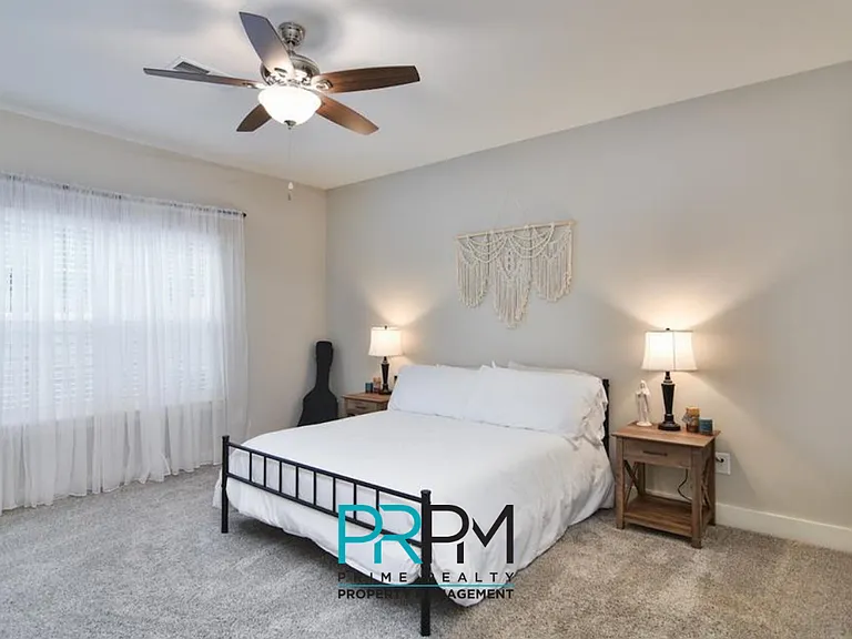 826 Stonebriar St #1 — Photo 10