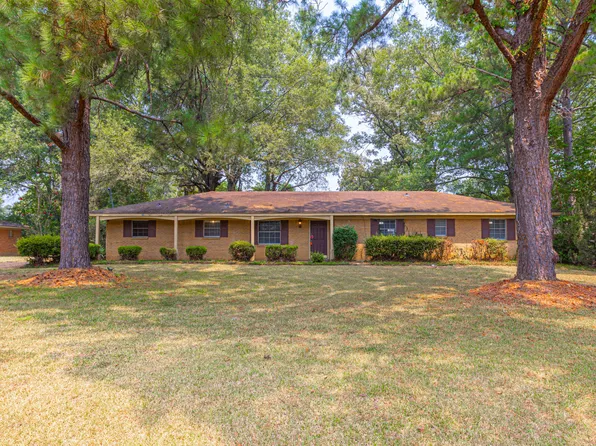 731 N Kathy Cir, Canton, MS 39046