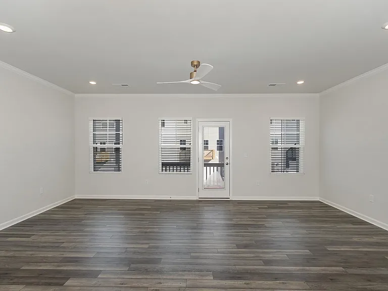 3105 Brellon Ln — Photo 9