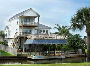 12833 E Toledo Rd E, Galveston, TX 77554