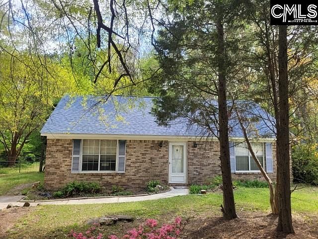 1st image of 400 Emory Ln