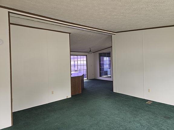 2nd image of 926 Hollywood Dr Lot 48