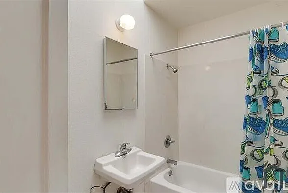 Studio, $1,650 — Photo 2