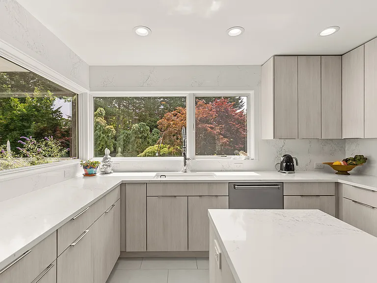 57 Jericho Rd — Photo 16