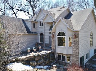 8941 Vandegriff Way N, Maple Grove, MN 55311