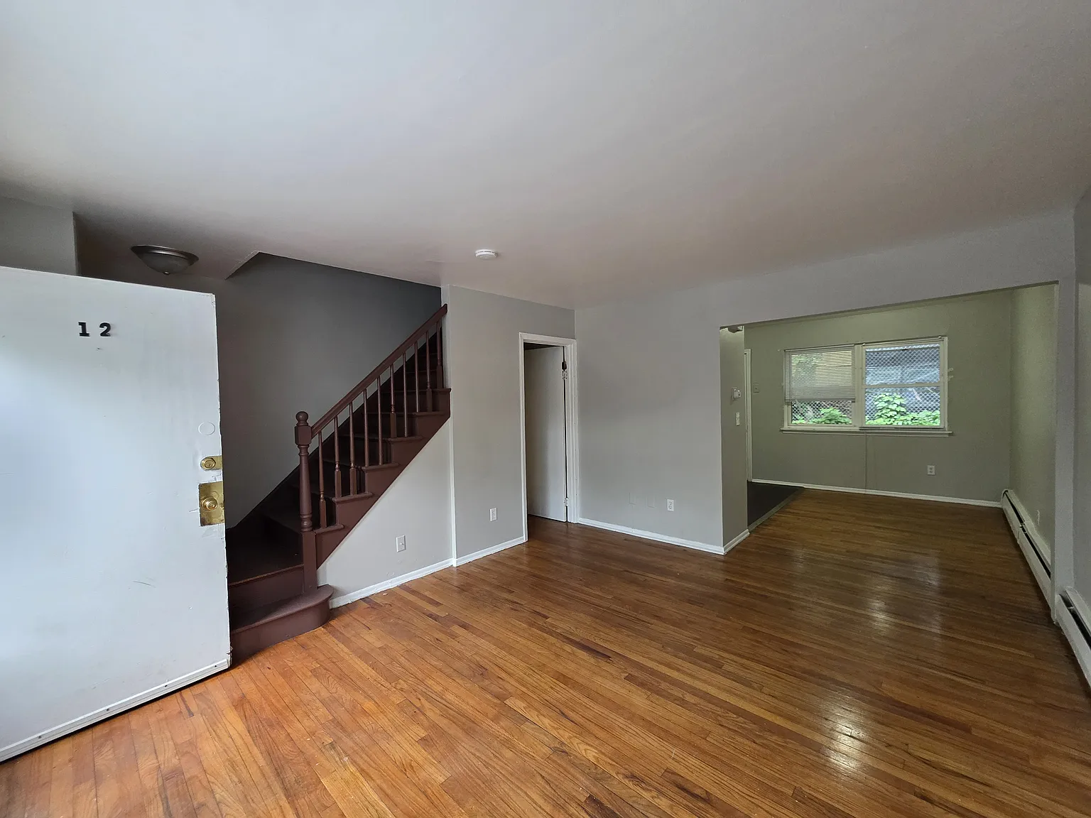2 bed, 1200 sqft, $1,700 — Photo 3