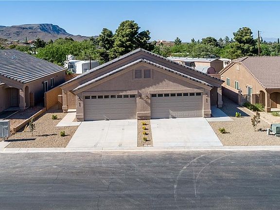 3rd image of 683 Pala Mesa Dr