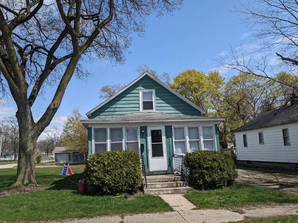 2304 Elwood St, Muskegon Heights, MI 49444