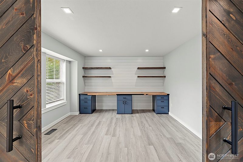 5th image of 6970 Axis Street SE