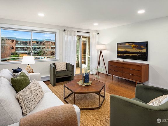 3rd image of 730 1st Street #2