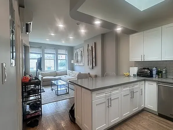 304 Bleecker St APT 4, New York, NY 10014