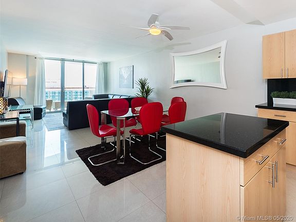 4th image of 19370 Collins Ave APT 1503