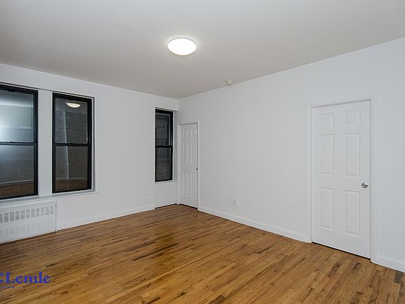 3rd image of 1324 Lexington Ave APT 6