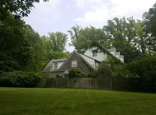 106 Deep Dene Rd, Villanova, PA 19085