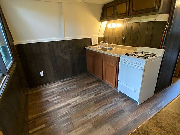 5th image of 1910 Sugar Loaf Ave #23