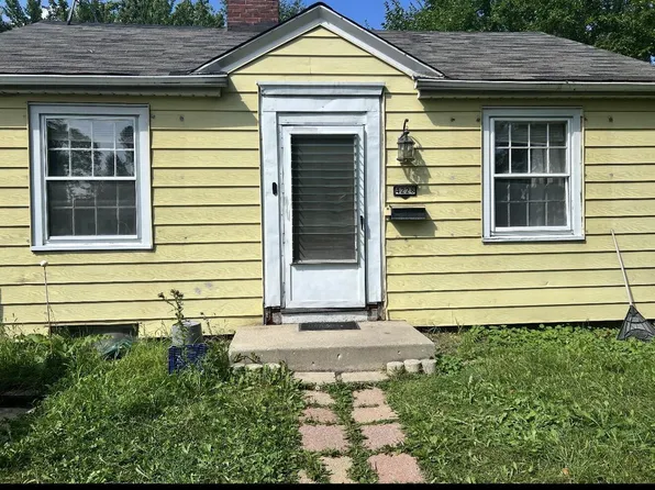 4228 W Luscher AVENUE, Milwaukee, WI 53209