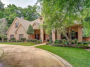 10333 Hunter Creek Ln, Conroe, TX 77304