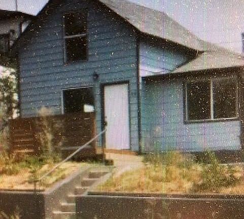 3rd image of 430 Knox Ct