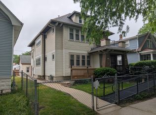 3163 N 39th St, Milwaukee, WI 53216