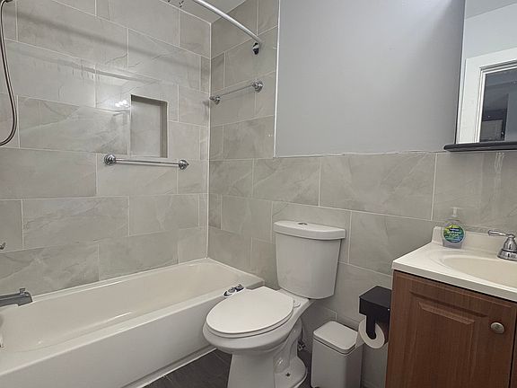 5th image of 317 Old Bergen Rd #2