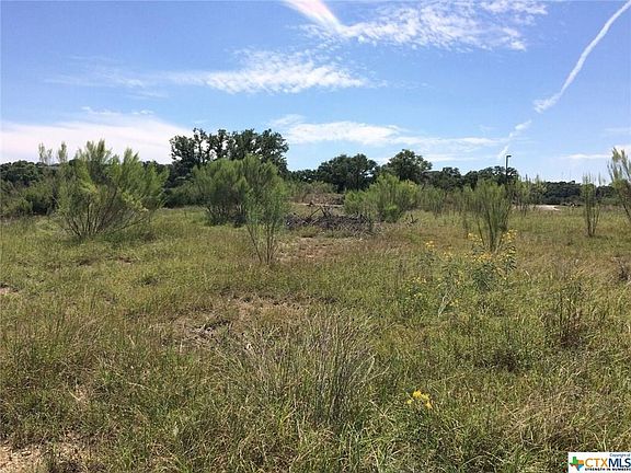 3rd image of 1058 Las Brisas Dr