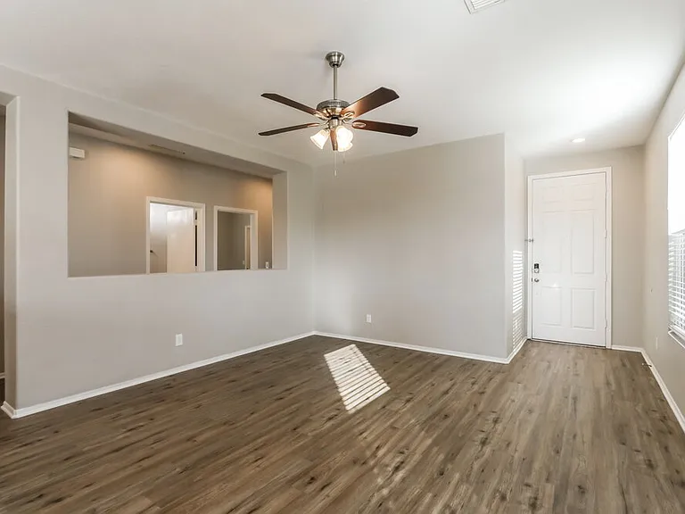 4728 W Calatrava Ln — Photo 3