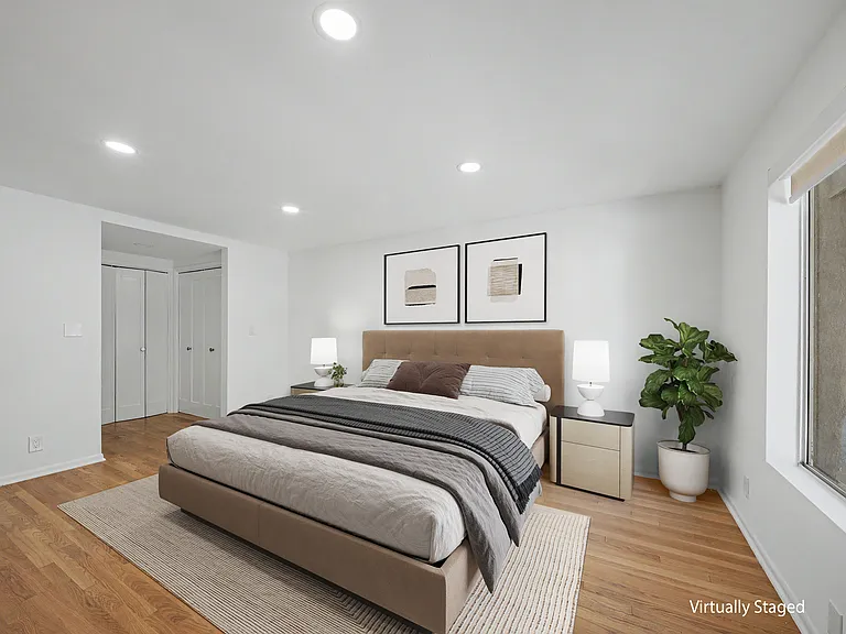 10424 Oletha Ln — Photo 31