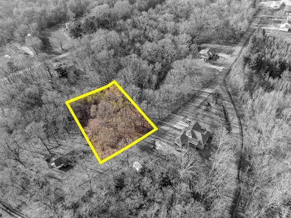 1 Aqua Vista Dr, Killen, AL 35645