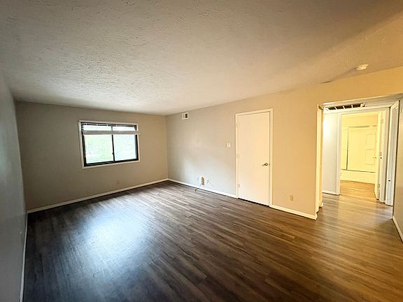 4th image of 6 Willedrob Rd APT 16
