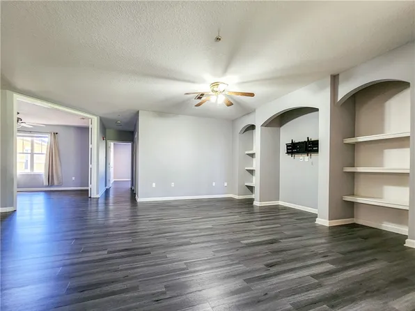 5045 Fairways Cir APT D201, Vero Beach, FL 32967