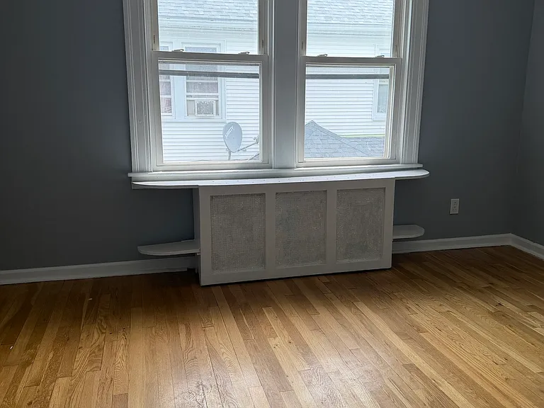 34 Goodrich St — Photo 9