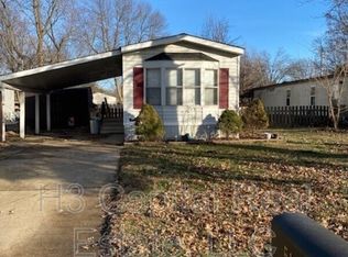 513 Chickadee St, Troy, IL 62294