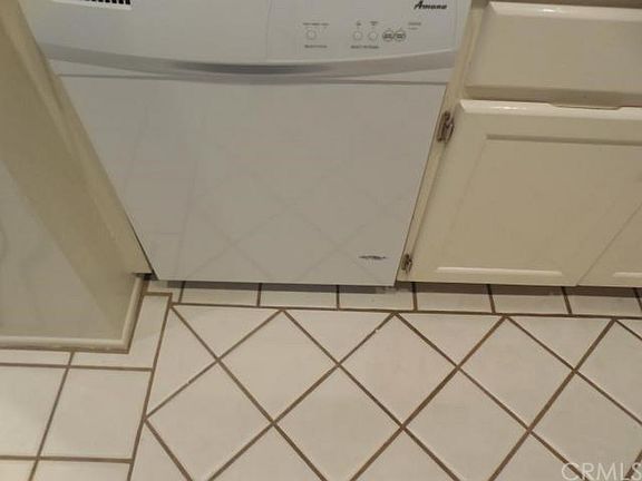 3rd image of 1380 W Capitol Dr Unit 205