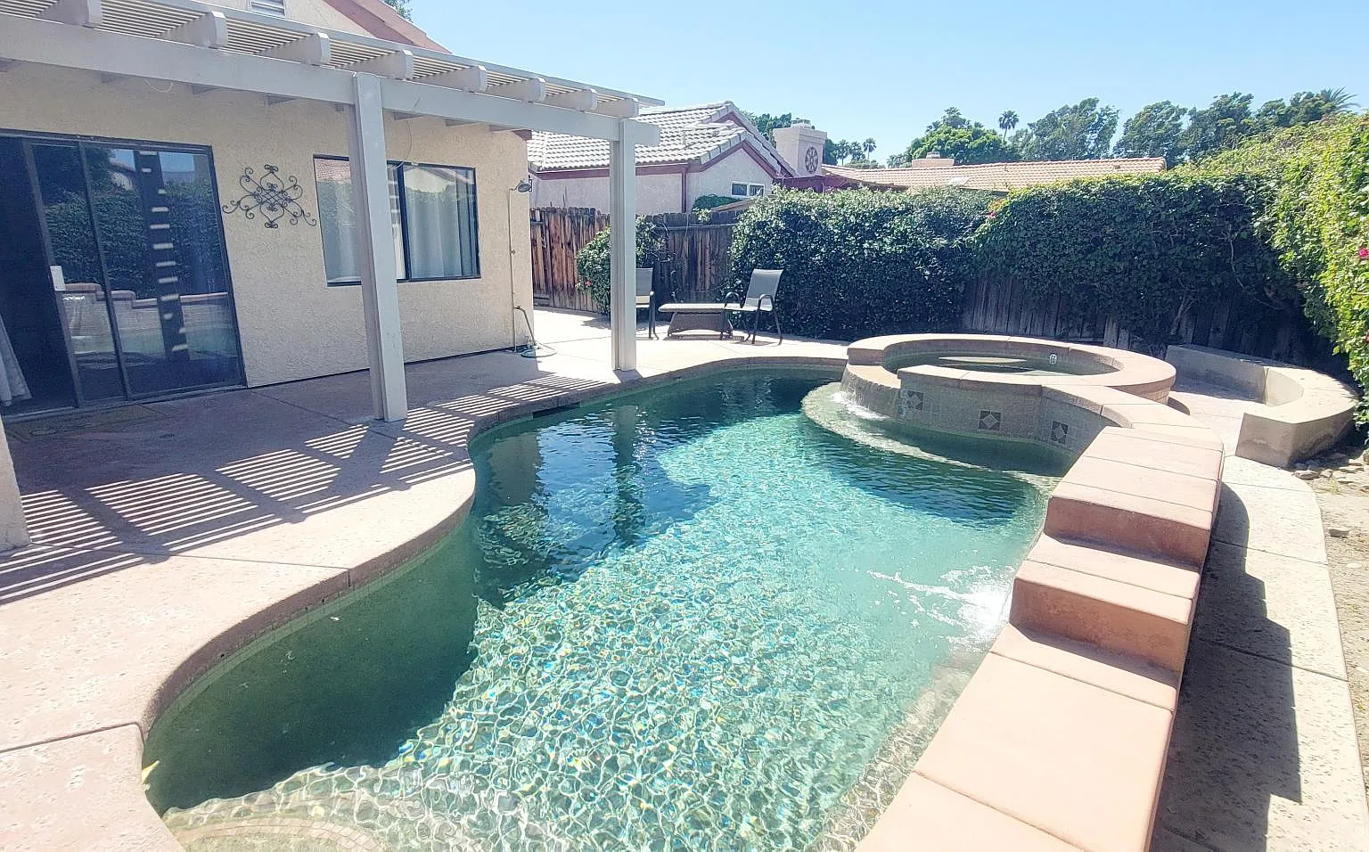4 bed, 1700 sqft, $5,900 — Photo 1