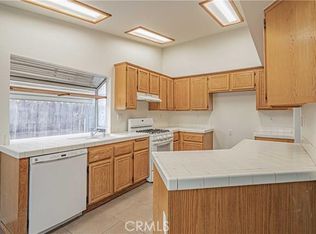 2084 Rosemary Ct, Hemet, CA 92545