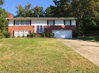 503 Hill Ridge Rd, Louisville, KY 40214