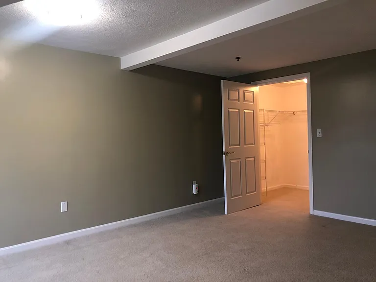 665 Lowell St #61 — Photo 15