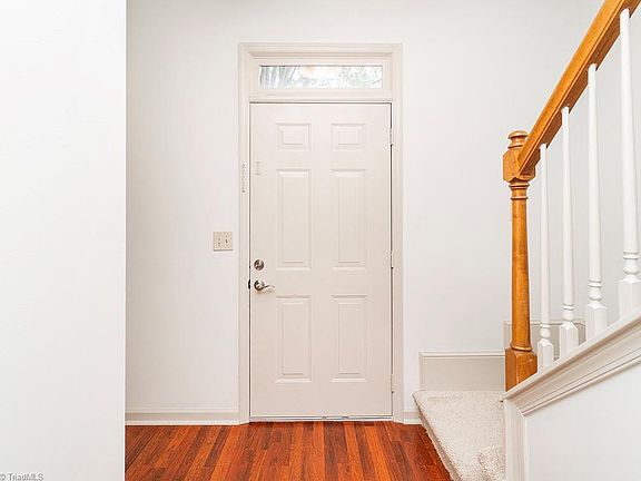3rd image of 6202 Millwright Ct