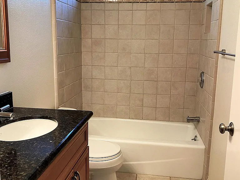 2250 S Beverly Glen Blvd #104 — Photo 10