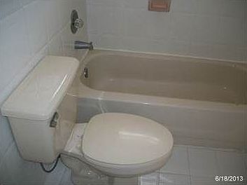 5th image of 8826 NW 111th Ter